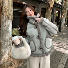 新款主推手工画线皮毛一体外套2637-P205-K288，女装短外套，2C129