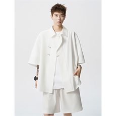 白色
