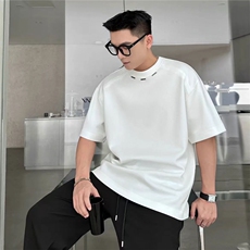 白色