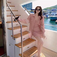 夏季新款洋气欧货4条杠显瘦衬衫防晒衣，女装衬衫，L·H·X