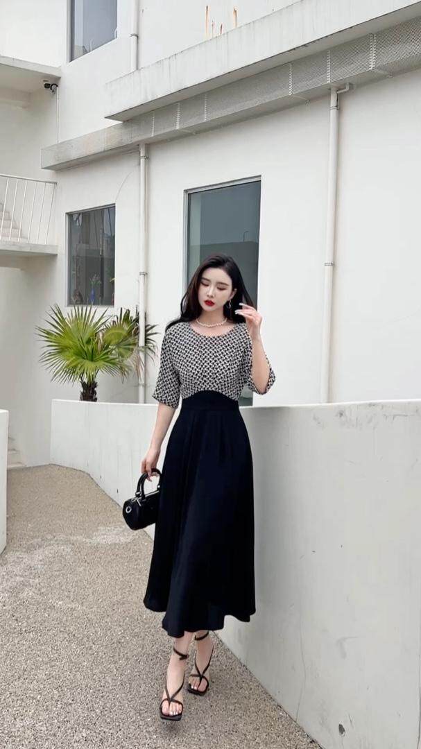 2023夏装连衣裙，女装连衣裙，贻思茗