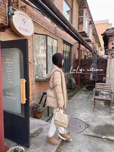 韩版带帽收腰版羽绒服,女装羽绒服,玩美