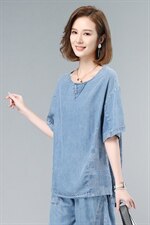 2021夏季新款简约时尚气质圆领拼接水洗牛仔短袖，女装T恤，叶笙衣