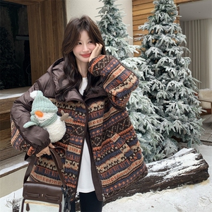 独特设计感羊羔毛拼接咖色连帽羽绒服女冬超好看高级小众加厚外套图片