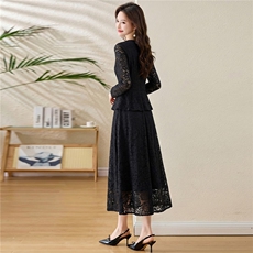 度假风黑色蕾丝连衣裙女春秋2026新款裙甜美法式优雅，女装连衣裙，伊航服饰