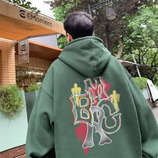墨绿色