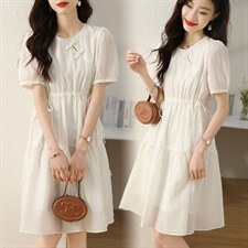 淑女盘扣超仙白色连衣裙女2022夏季收腰显瘦法式泡泡袖减龄裙子，女装连衣裙，韩蔻秀