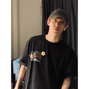 万针全刺绣工艺抖音得物高品质260克重磅纯棉双纱美式高街短袖T恤图片