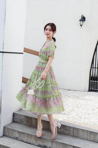 《现货》夏季新款收腰绿色甜美长款连衣裙，女装连衣裙，宫廷韵色