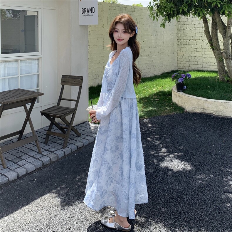 蓝色超好看碎花吊带连衣裙套装女夏季气质减龄显瘦开衫长裙两件套,女装套装/套裙,2C201