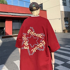 酒红色