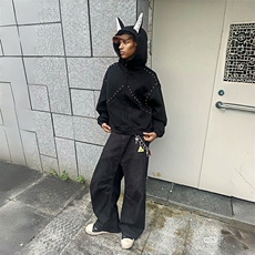 抖音得物高品质26春装美式高街铆钉杜宾犬耳朵开衫卫衣外套W125，女装短外套，电商A486-1
