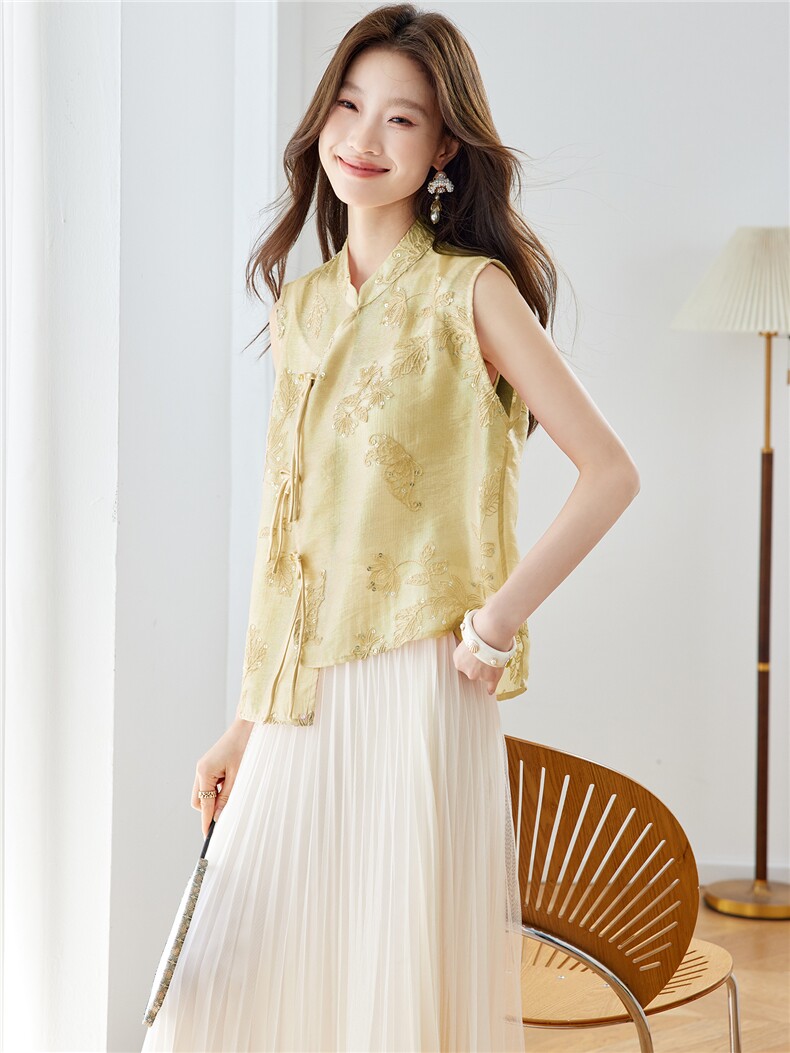 在仓~2026年夏季刺绣浮光锦女无袖薄款上衣开衫,女装蕾丝衫/雪纺衫,新依时派