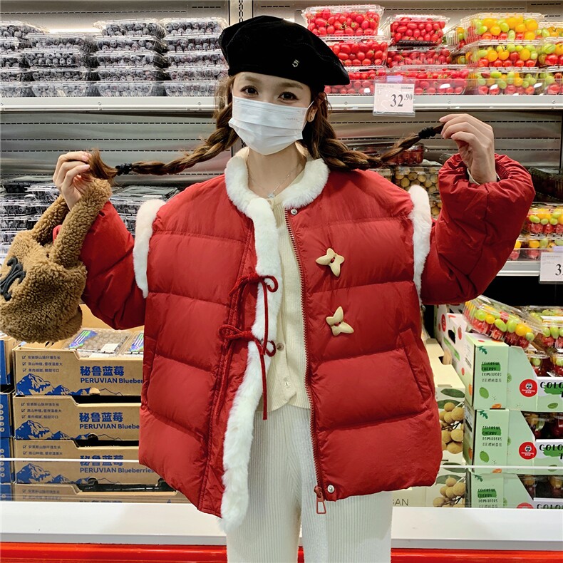 红色新中式新年羽绒服女冬季2025新款小个子高级感学院风奶乎乎,女装羽绒服,艾米莉亚