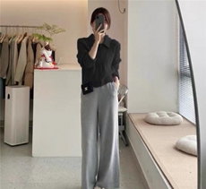 翻领简约舒适女士软暖轻盈通勤针织衫长袖，女装针织衫/毛衣，艾驰羊绒