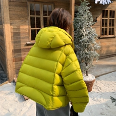 2025冬季新款绿色排骨花苞帽羽绒服外套90绒2C375-2535-P335-K508，女装羽绒服，2C375