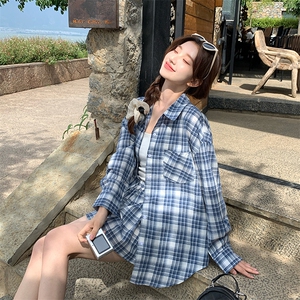 2025新款夏季蓝色格子防晒开衫外套短裙套装女轻薄宽松衬衫两件套图片
