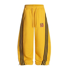 黄色