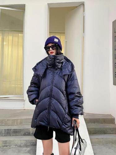 2021冬季新设计师款休闲羽绒服，女装羽绒服，储辰