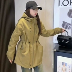 卡其色