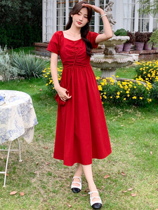 2026年夏季新款方领气质优雅收腰显瘦连衣裙清新甜美中长女裙图片