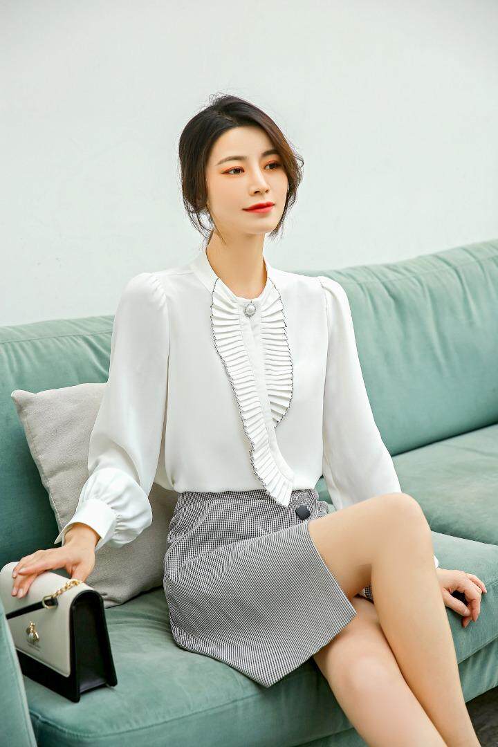 里亚尔 HZLYE136810