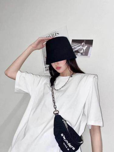 欧韩字母T，女装，昕叶良品