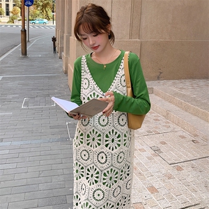 超好看又a又飒套装连衣裙2025新款女夏穿搭温柔镂空吊带裙两件套图片