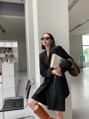 早春新品高级复古可拆卸领西装外套，女装西装，AUDREY WANG