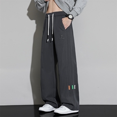 灰色