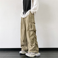 卡其色