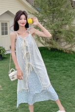法式重工度假风碎花连衣裙女2025夏季新款吊带裙独特超好看裙子潮，女装连衣裙，2D078