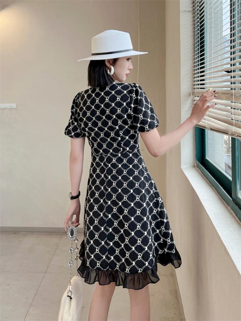 （现货）连衣裙，女装连衣裙，伊娜蕾尔