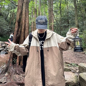 户外冲锋衣外套男士春秋季秋季百搭宽松潮流衣服学生运动连帽夹克图片