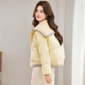 现货2025冬季新款休闲时尚无帽渐变针织领女士加厚加棉保暖棉服图片