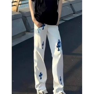 网红复古刺绣经典贴皮十字架白色牛仔裤男女宽松直筒长裤 K32图片