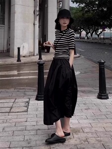 经典复古条纹天丝短袖图片