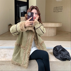 新款绿色皮毛一体外套2C110-H9808-P215-K318，女装皮草，2C110