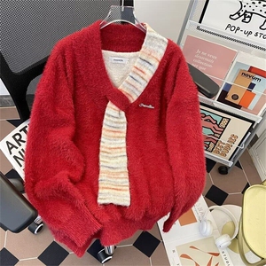 红色本命年情侣装围巾毛衣男女冬软糯慵懒宽松V领针织衫MZ785-P62