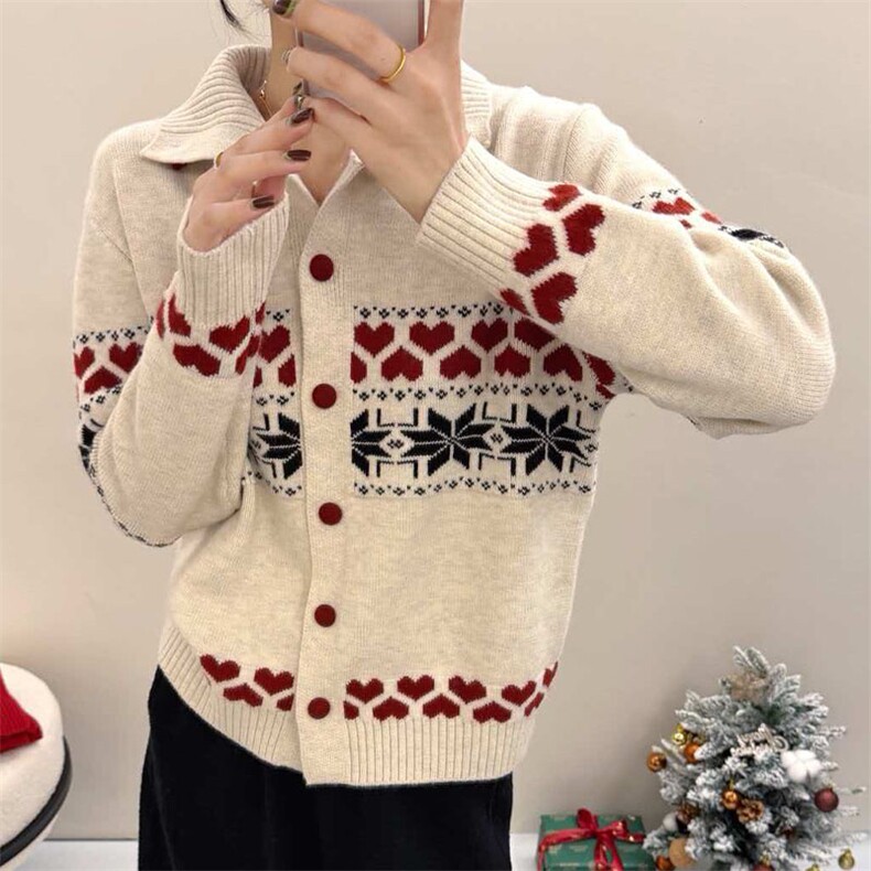 2026年秋季时尚百搭通勤简约休闲爱心提花高领开衫，女装针织衫/毛衣，萱芳婷羊绒