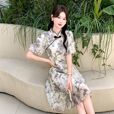 现货高级感棋牌夏季时尚衣裙气质显瘦简约大方减龄连衣裙女，商品下架区，网红馆