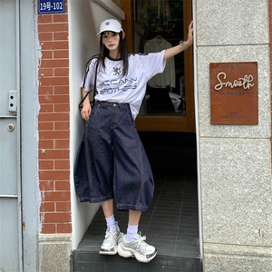 V168-P78 夏季美式复古丹宁蓝刺绣牛仔裤宽松直筒百搭水洗七分裤图片