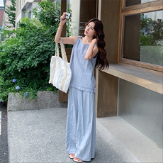 上新时尚套装2C115-2325-P140-K208，女装套装/套裙，2C115
