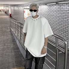 白色