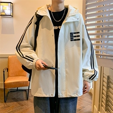 米白色