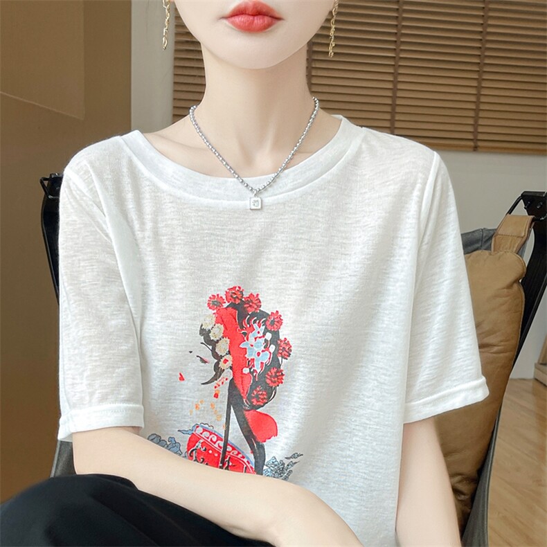 2025年夏季休闲风常规不连帽短袖修身型圆领时尚百搭上衣短袖,女装T恤,绒宛羊绒
