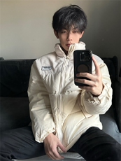 白色