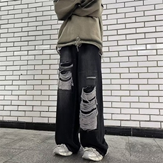 黑色
