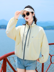 防晒衣女2025新款夏季宽松防紫外线轻薄透气今年流行爆款防晒服潮图片