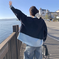 衬衫领拼工装风同色系撞色假两件套外套2C050-1235-P155-K238，女装短外套，2C050